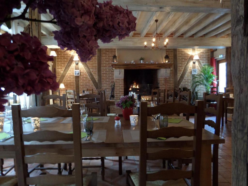 Bed and Breakfast La Margot'Ine Montrieux-en-Sologne Exterior foto